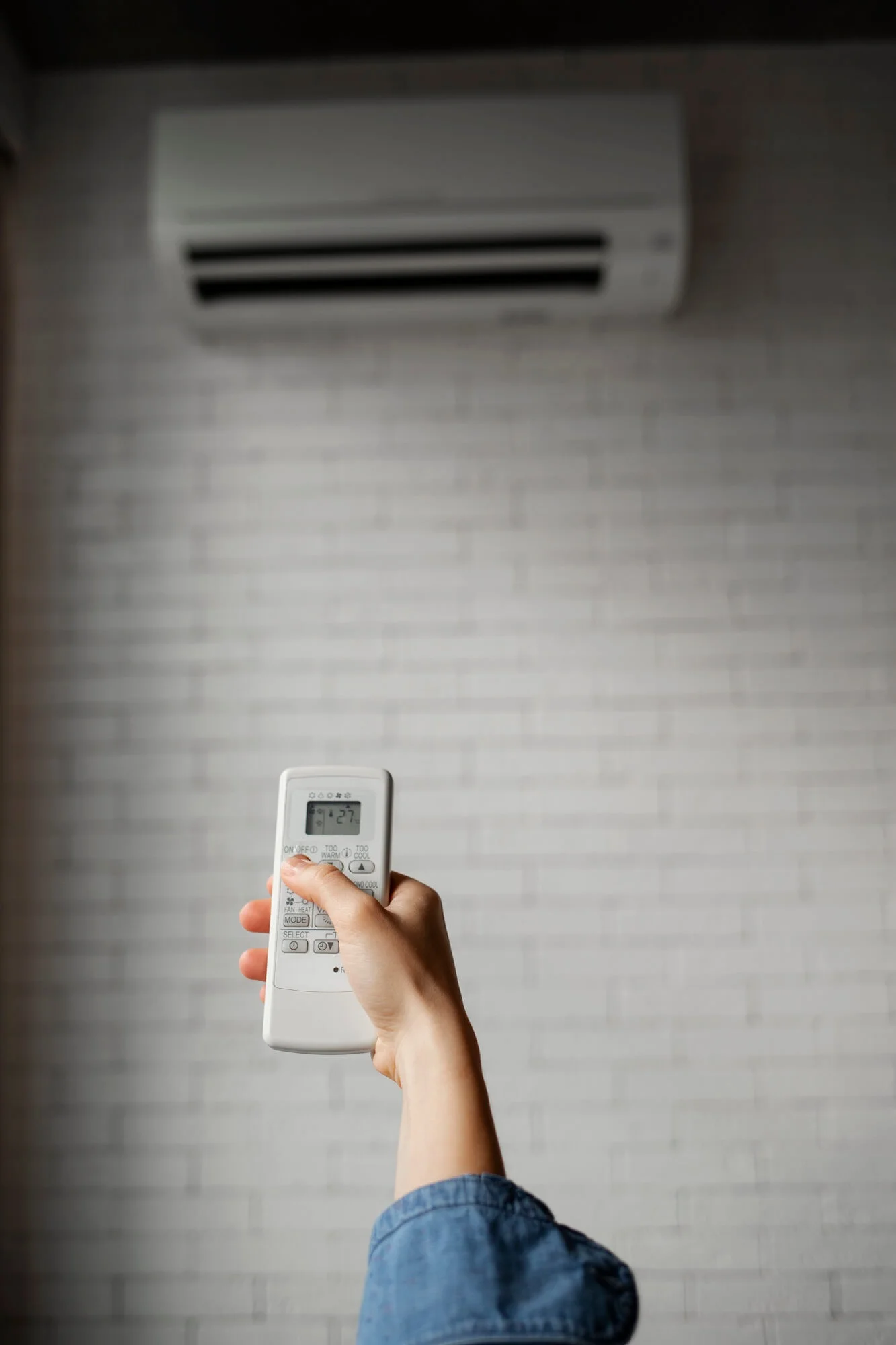 Servicios de instalaciones eléctricas, aire acondicionado y placas solares en Málaga – Luzol Instalaciones